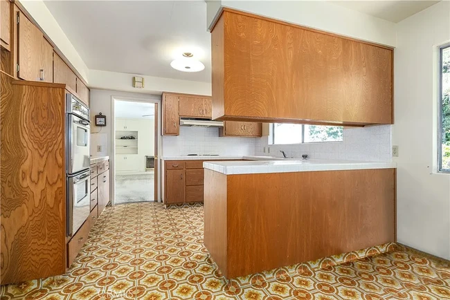 View of kitchen from dining area - 679 Rancho Dr