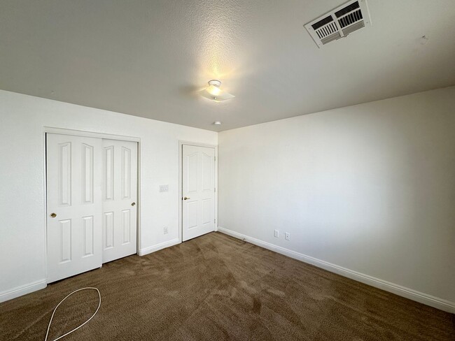 Building Photo - SQUARE AT WIGWAM RANCH