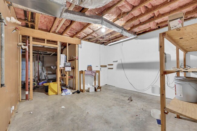 Building Photo - 4276 N Woodstock Dr