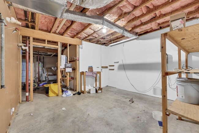 Building Photo - Beautiful Home on a Quiet Cul-de-sac
