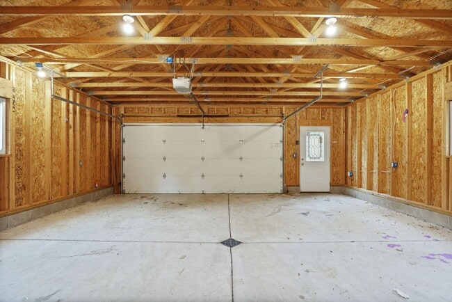 Building Photo - You won't want to miss this home