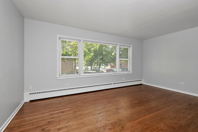 Interior Photo - 4444-50 W. 59th St. Chicago IL