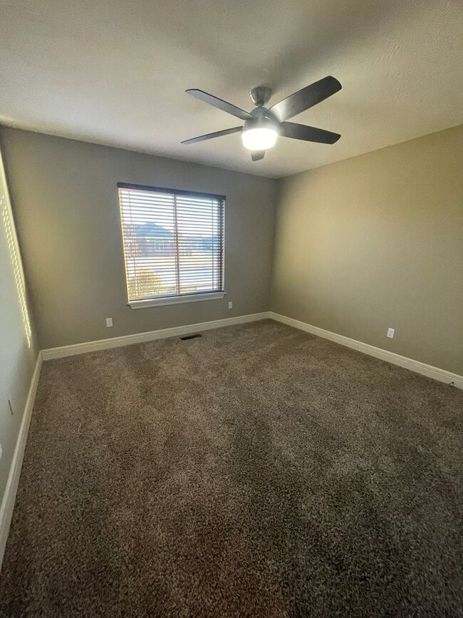 Building Photo - Beautiful 4BD in Battlefield, MO