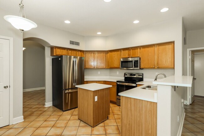 Building Photo - 10757 W Angels Ln