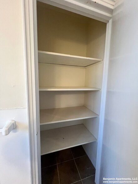 Building Photo - 508 Belmont St