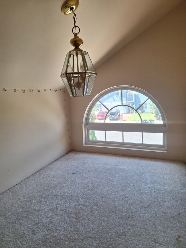 Upstair extra closet space - 14900 Simonds St