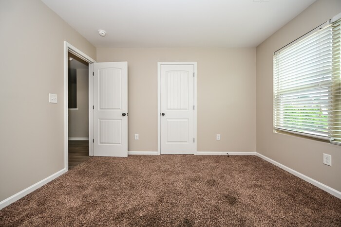 Building Photo - 148 Rankin Cir