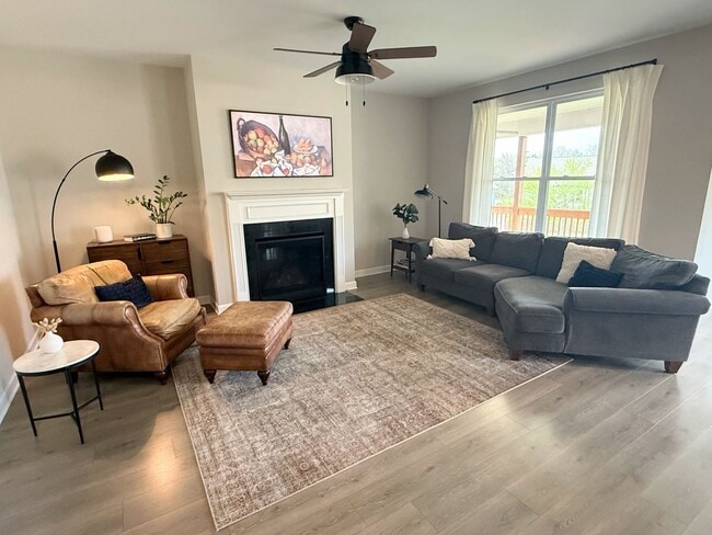 Building Photo - Beautiful 3BR Home with Office on Large .34-Acre Lot-  Spacious Single-Story Living in Stewarts C...