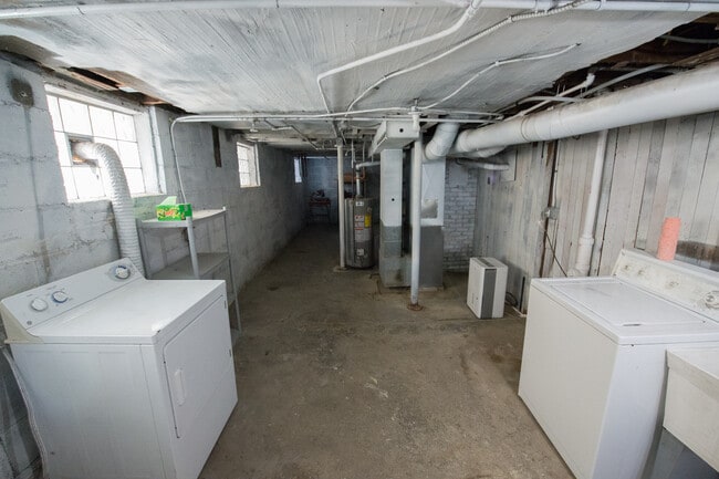 Building Photo - 3410 N Booth St