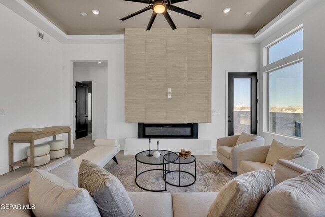 Building Photo - 12741 Persistence Ave