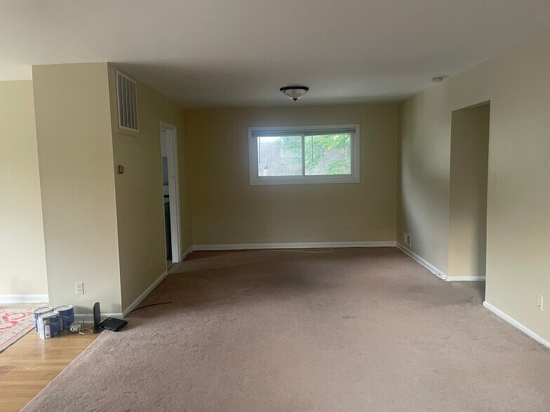 Dinning room - 922 19th St S