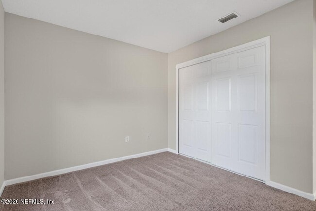 Building Photo - 75277 Ravenwood Dr