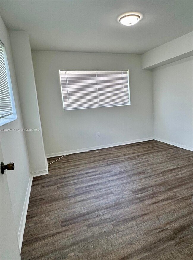 Building Photo - 670 NE 88th Terrace