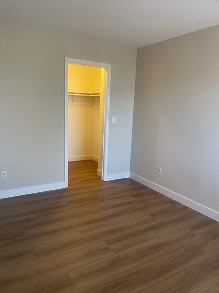 Building Photo - 6726 Montezuma Castle Ln