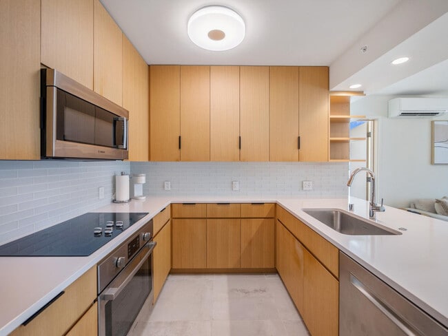 Building Photo - 1374 Kapi‘olani Boulevard-SI ID1327705P