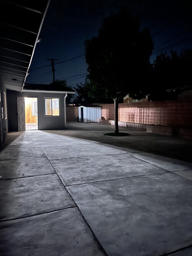 Building Photo - 1579 E Ave Q-12