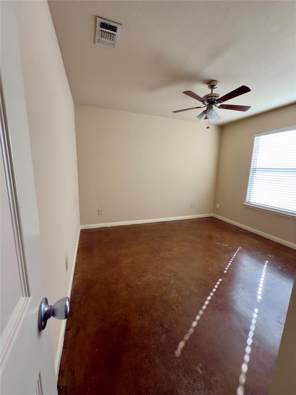 Building Photo - 273 Springs Hill Cir