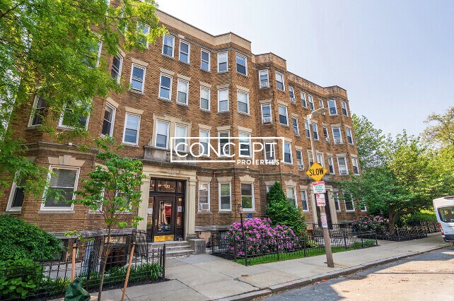 Primary Photo - 120 Peterborough St