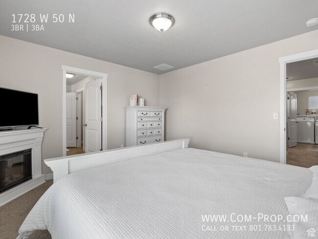 Building Photo - 1728 W 50 N