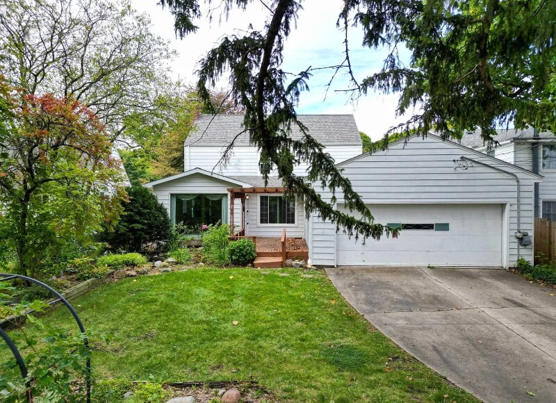 Building Photo - 1009 S Kinney Ave