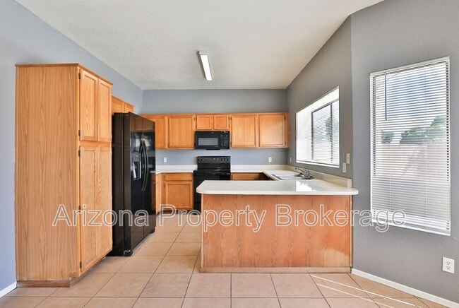 Building Photo - 1653 E Cindy St