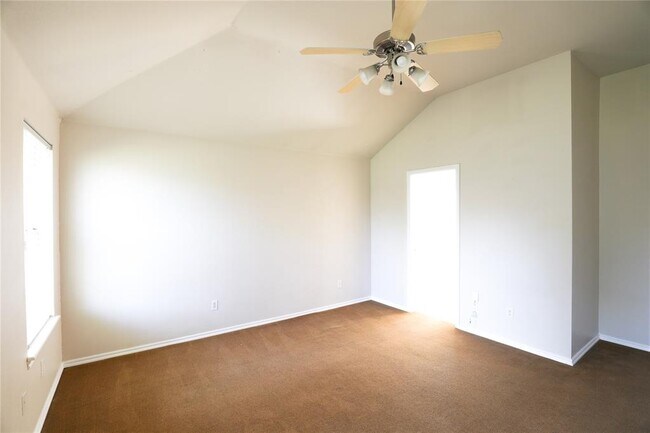 Building Photo - 1920 NW 173rd St