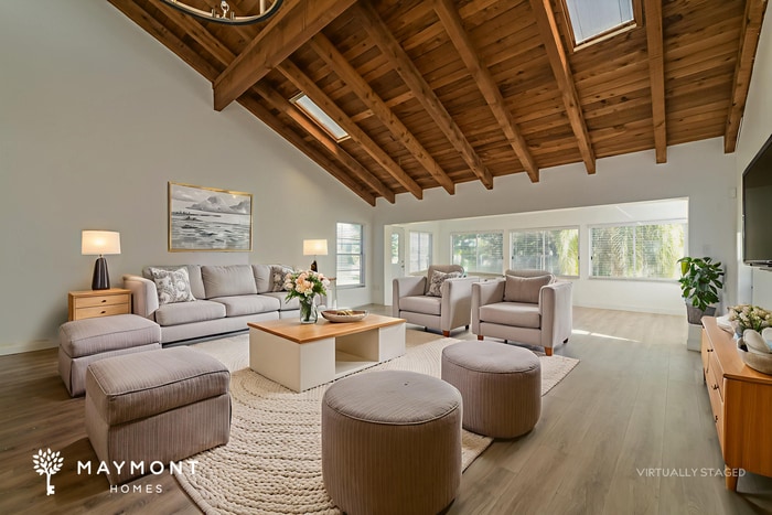 Building Photo - 11 Maple Run