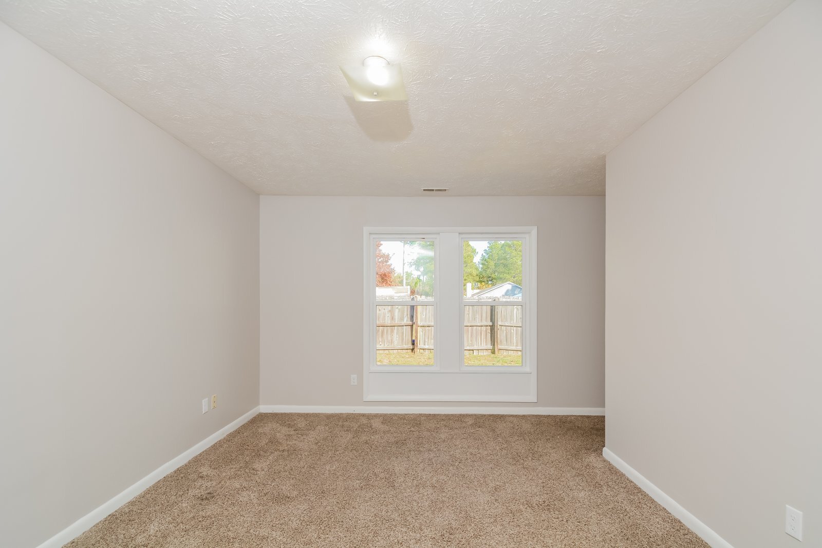 Building Photo - 1030 Bradley St