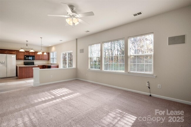 Building Photo - 11220 Cypress View Dr