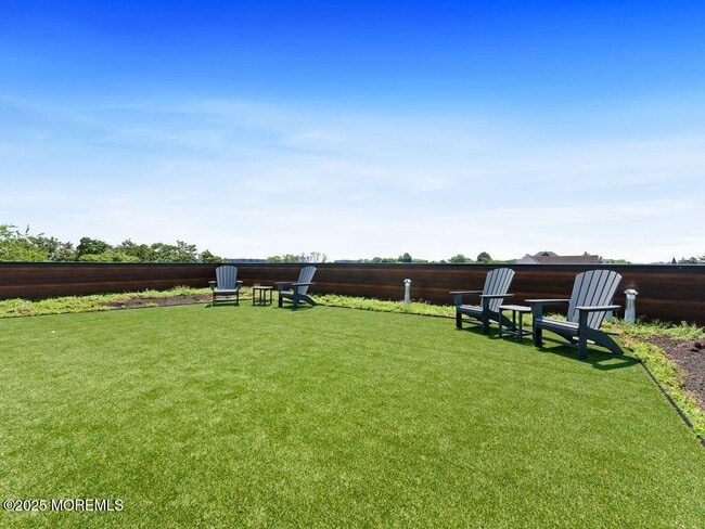 Building Photo - 27 3rd Ave