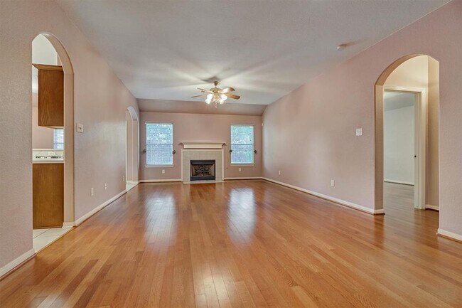 Building Photo - 2610 Braley Park Ln
