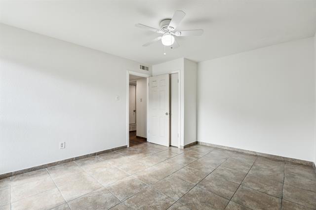 Building Photo - 4659 Country Creek Dr