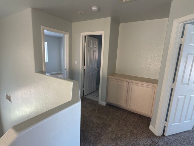 Building Photo - 3 Bedroom Home located in Summerlin