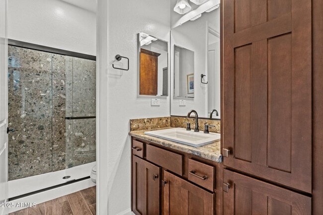 Building Photo - 3672 Ridgeview Ter