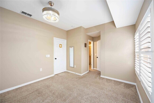 Building Photo - 7525 Plantation Cir