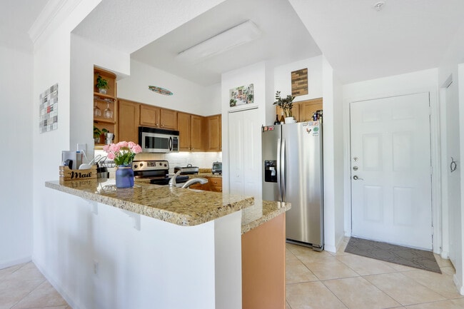 Building Photo - 276 Murcia Dr