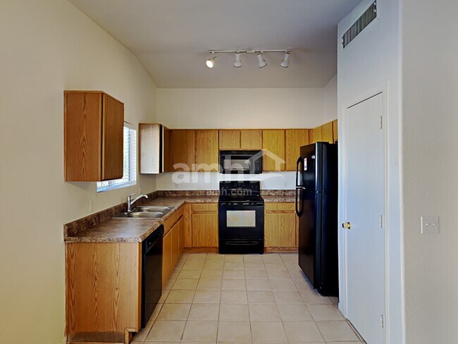 Building Photo - 3618 W Ethan Crossing Ln