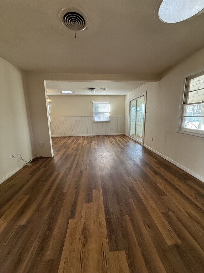 Building Photo - 2418 48th St