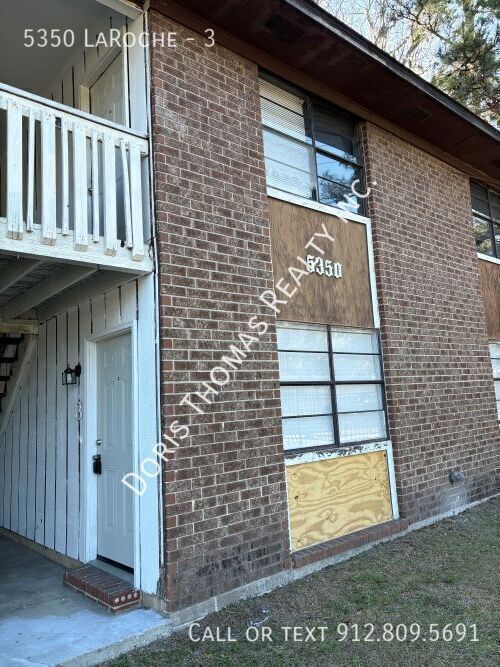 Building Photo - 5350 LaRoche-3