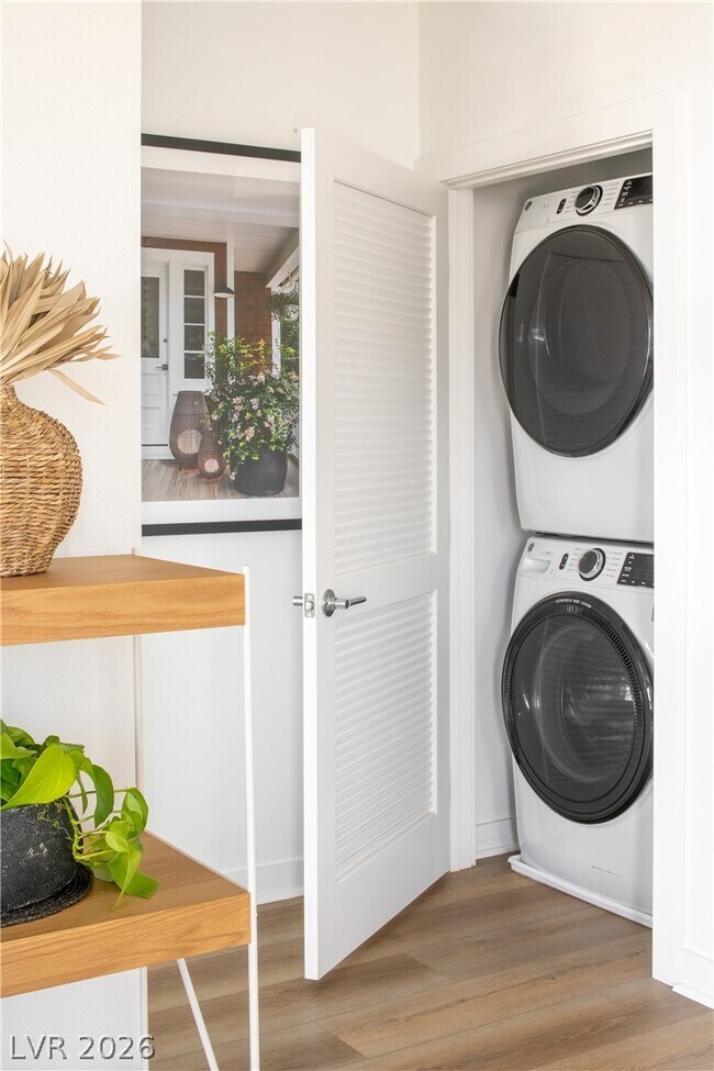 Building Photo - 11055 S Las Vegas Blvd