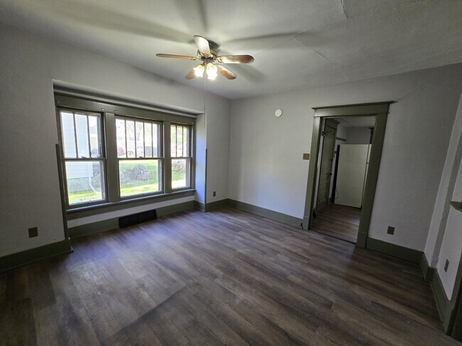 Building Photo - 1125 Ackermant St