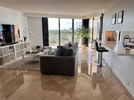Building Photo - 4000 Towerside Ter