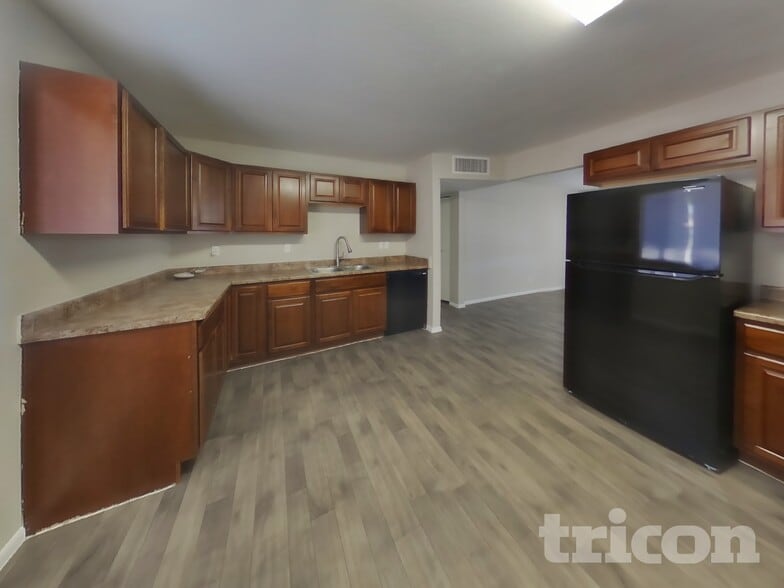 Building Photo - 1626 W Pepper Pl