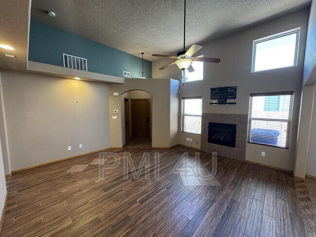 Building Photo - 4924 Costa Maresme Dr NW