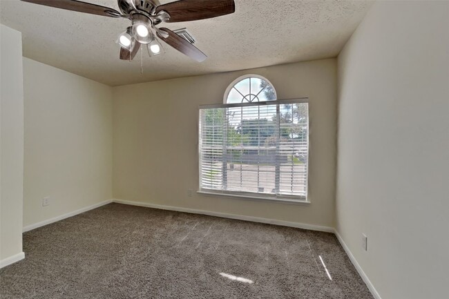 Building Photo - 3746 Havenmoor Pl