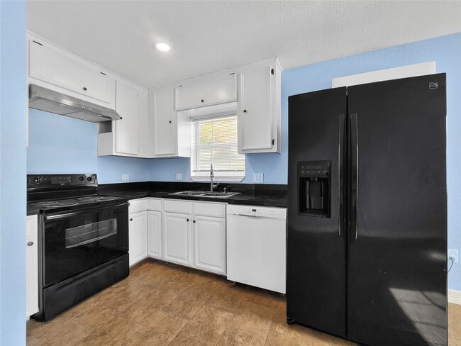 Building Photo - 7301 Avenue K Ave