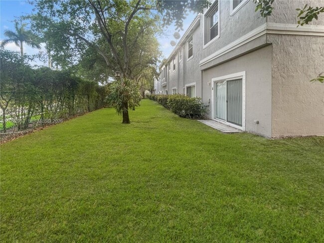 Building Photo - 4921 SW 140th Terrace