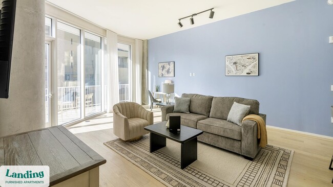 Building Photo - 143 E Commerce St