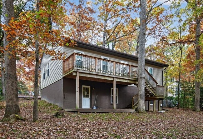 Building Photo - 23259 Laurel Hill Dr