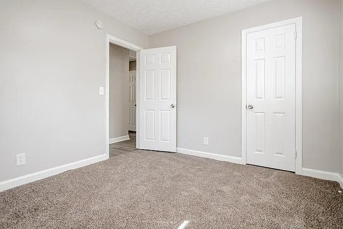 Building Photo - 3225 Mustang Dr